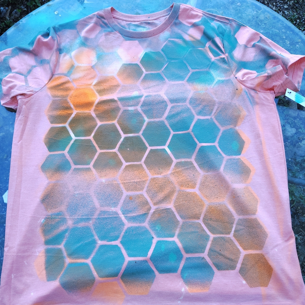 George Pink and Orange Short Sleeve Tee with Honeycomb Design